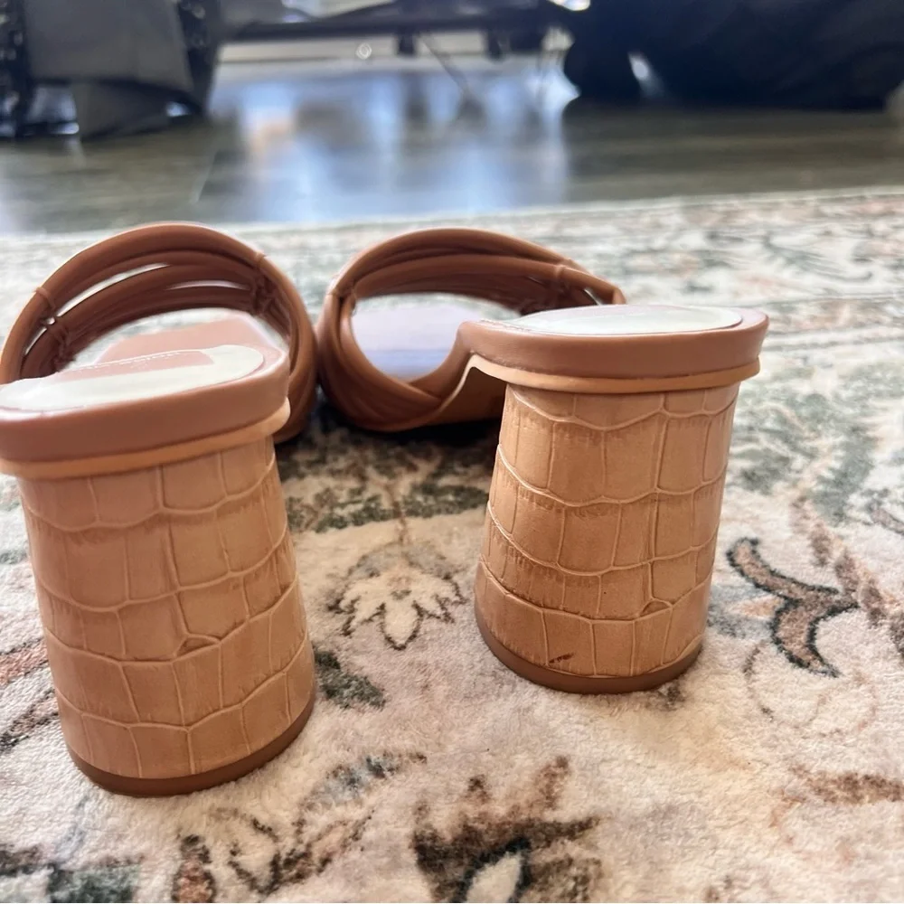 Dolce Vita Priana Heeled Sandal - Picture 3 of 9